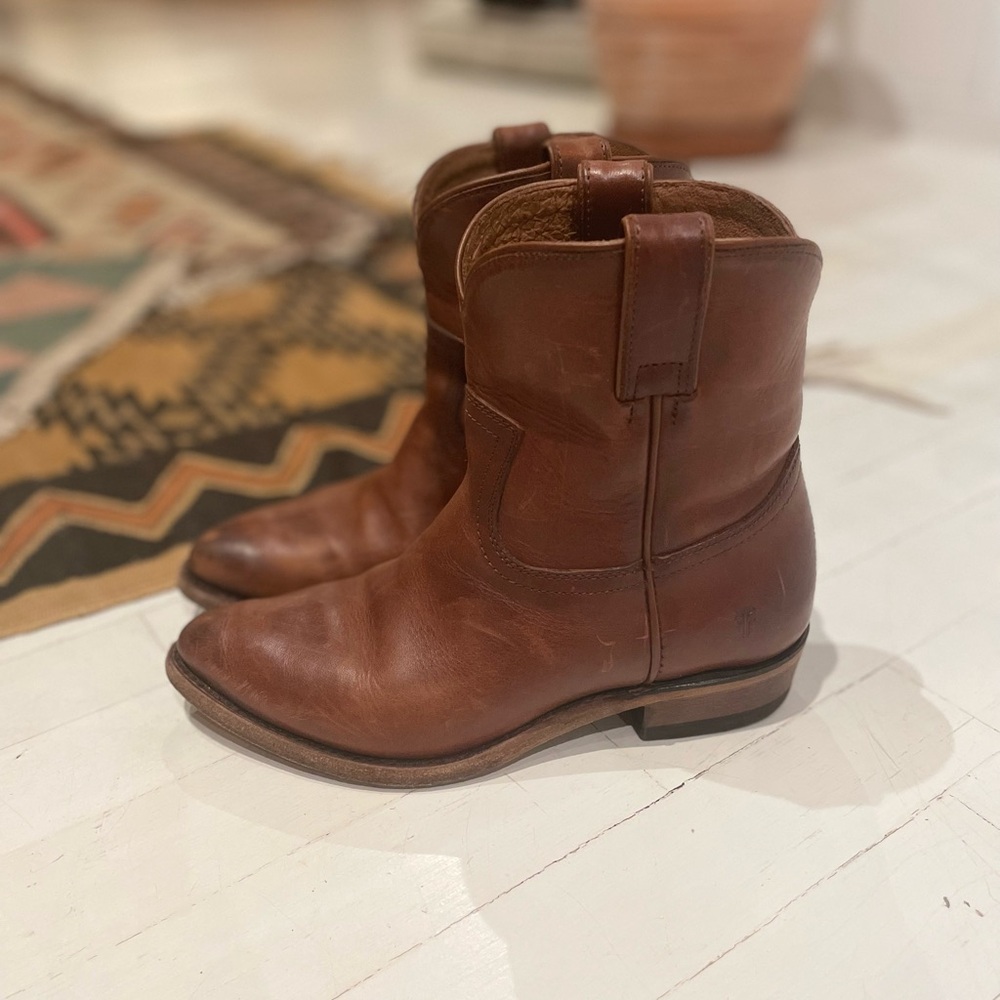 Frye Billy booties